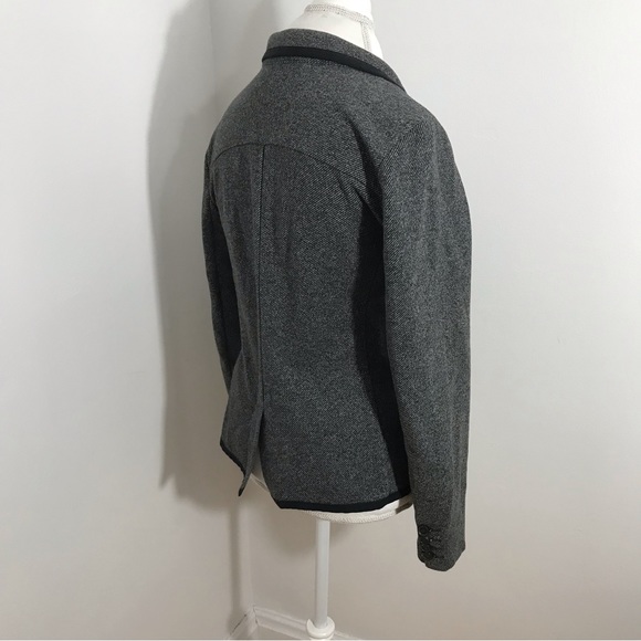 Lands End Grey Blazer - Picture 5 of 13
